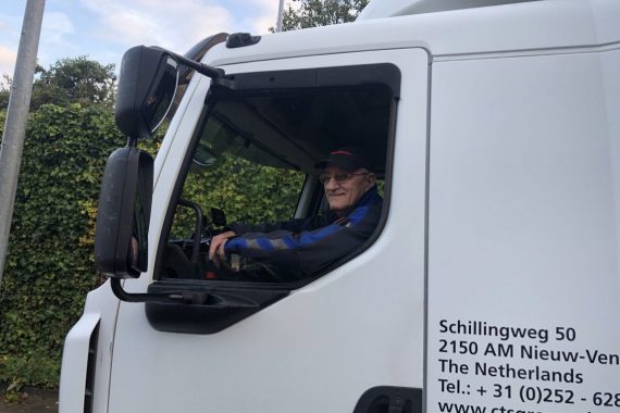 Co (74) is chauffeur in hart en nieren